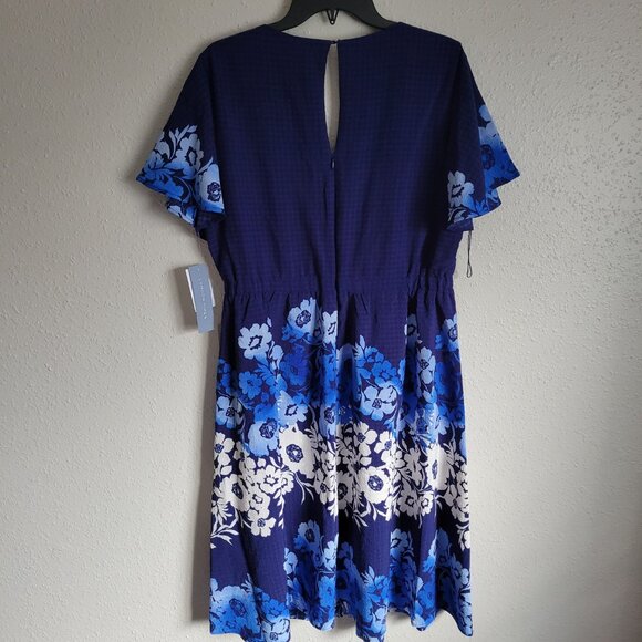 London Times Woman's Blue and white Dress - Picture 2 of 6